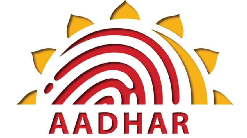 अब आसान होगा आधार से जुड़े काम करवाना, UIDAI खोल रहा है ‘आधार सेवा केंद्र’