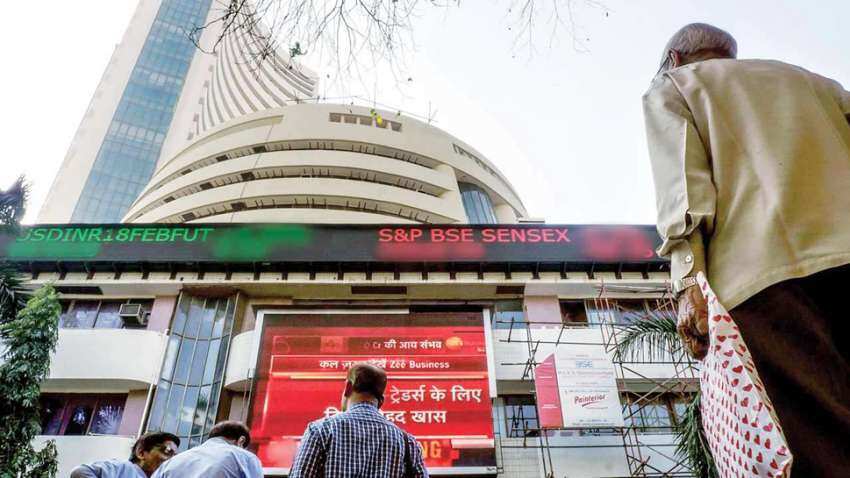 Sensex की टॉप 10 में से 6 कंपनियों का मार्केट कैप 74,034 करोड़ रुपये घटा, TCS को हुआ सबसे अधिक नुकसान