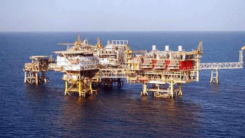 पेट्रोल-डीजल की कीमतों आएंगी और नीचे, सरकार ONGC के 149 तेल कुएं बेचकर बढ़ाएगी तेल उत्‍पादन