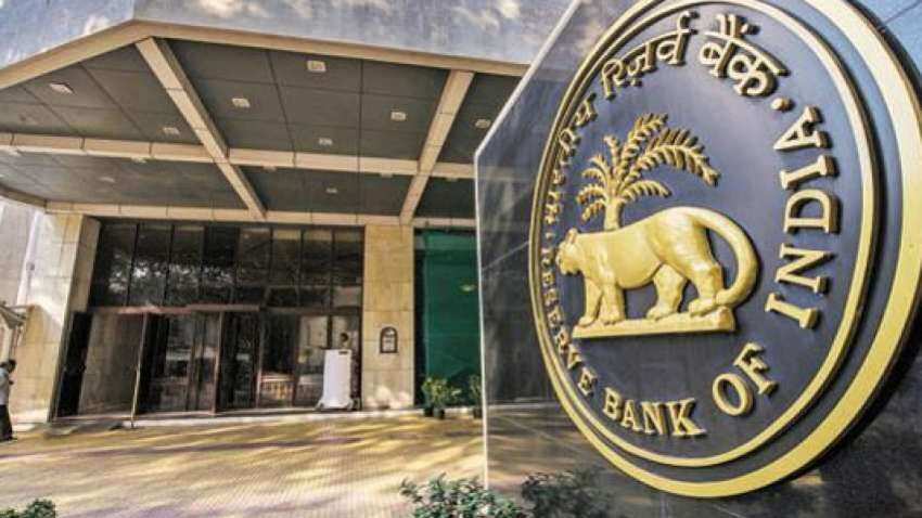 IMF के मुख्‍य अर्थशास्‍त्री ने RBI का किया सपोर्ट, कहा- केंद्र को कामकाज में नहीं देना चाहिए दखल