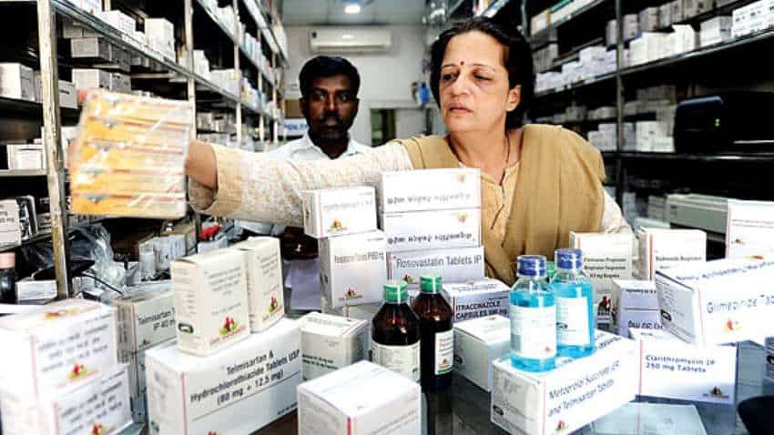 जन औषधि केंद्र खोलकर कमाई के साथ करें समाज सेवा, सरकार दे रही है 2.5 लाख रुपये का अनुदान