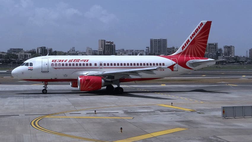 एयर इंडिया ने विमानों में लगाया गांधी जी का लोगो