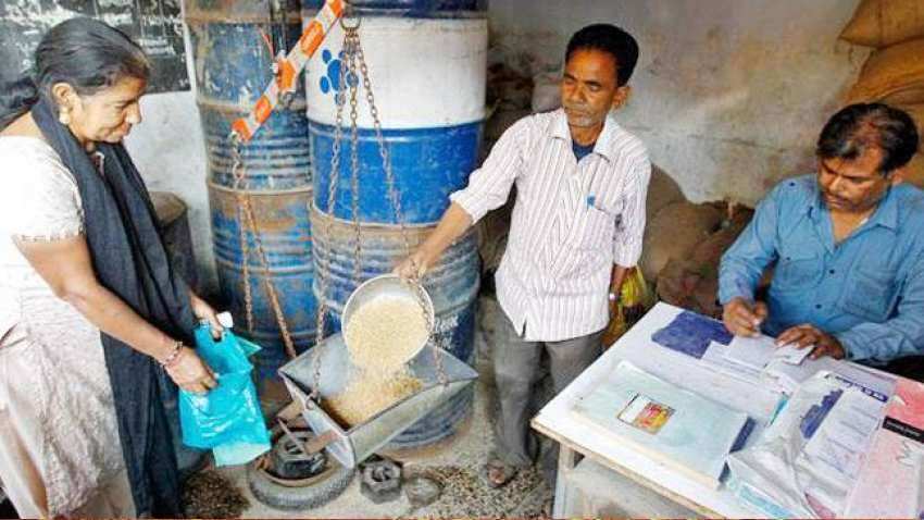 सरकार BPL लोगों को देगी 1 रुपये किलो चावल, ब्‍याह पर बेटिेयों को मिलेगा 10 ग्राम सोना