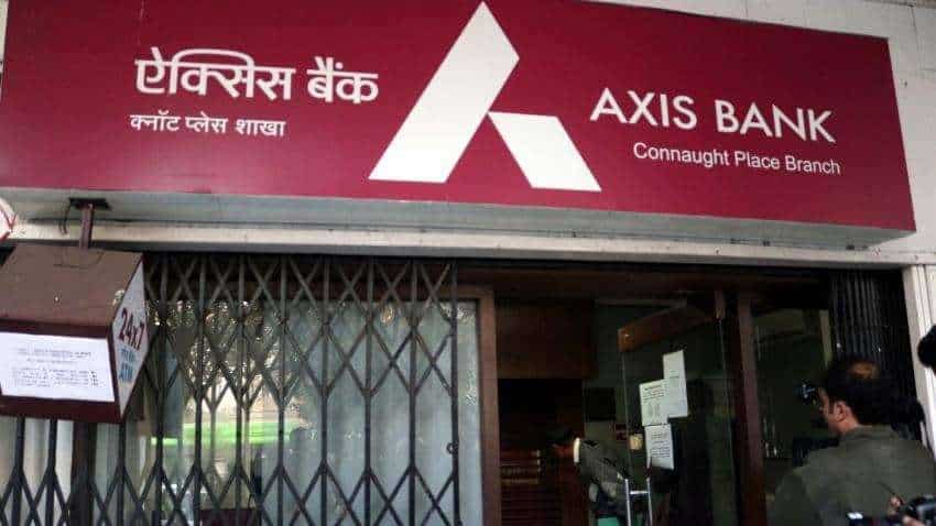 Axis Bank में सरकार की हिस्सेदारी खरीदने के लिए निवेशकों ने लगाई जोरदार बोली