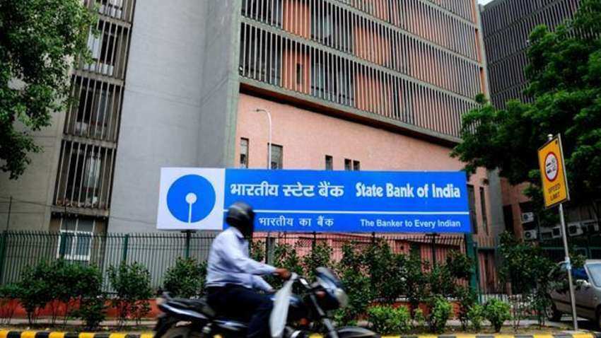 भारतीय स्टेट बैंक (SBI) का बड़ा ऐलान, पुलवामा में शहीद 23 जवानों का कर्ज माफ किया