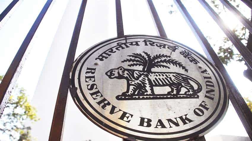 दो सरकारी बैंकों पर RBI ने लगाया बड़ा जुर्माना, इन वजहों से भरना होगा दंड  