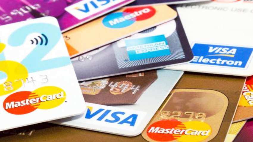डेबिट कार्ड की संख्या पांच साल में बढ़कर हुई दोगुनी, जानें देश में कितने हैं Debit Card