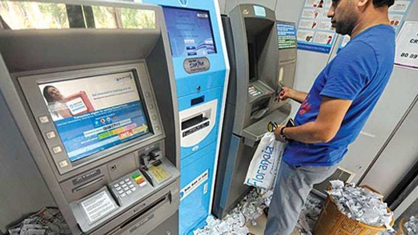 ATM से पैसा निकालते वक्त याद रखें 3 से 7 दिन का नियम, ये है RBI का निर्देश