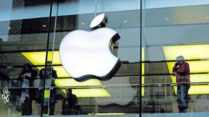 Apple ने आईट्यून्स के फेसबुक, Instagram पेज से पोस्ट हटाए, लग रही हैं ये अटकलें