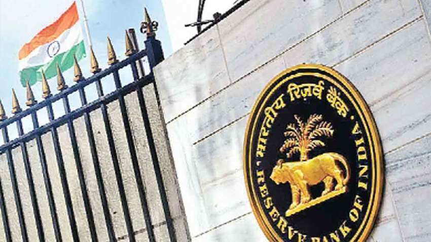 1 जुलाई से बेसिक बचत खातों पर मिलेंगी ज्यादा सुविधाएं, RBI ने जारी किए निर्देश