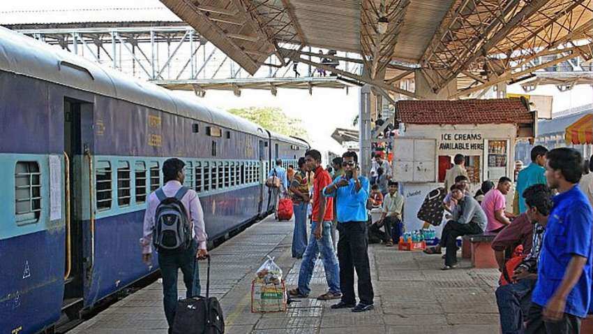 कितना फायदेमंद है रेल यात्रा के लिए IRCTC से ऑप्शनल ट्रैवल इंश्योरेंस लेना?