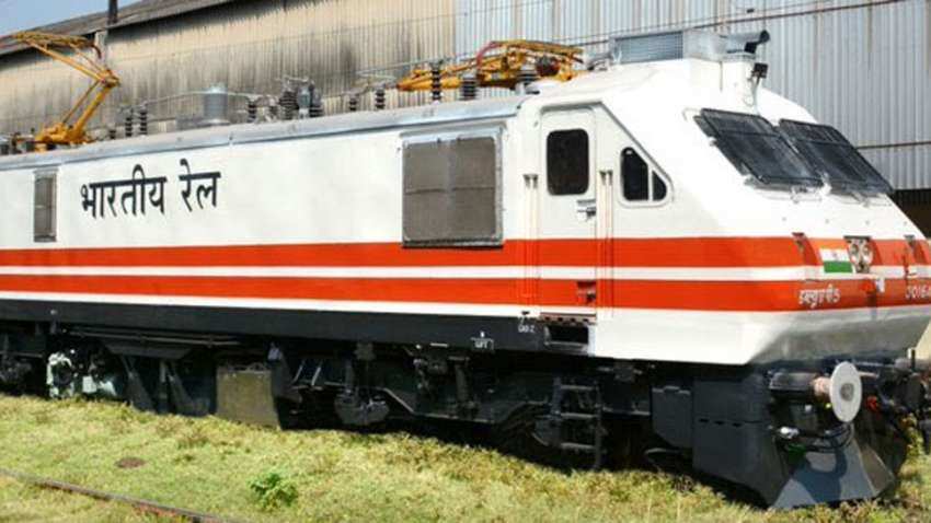 रेलवे ने यात्रियों की मांग को देखते हुए चलाई ये विशेष ट्रेन, श्रद्धालुओं का सफर होगा आसान