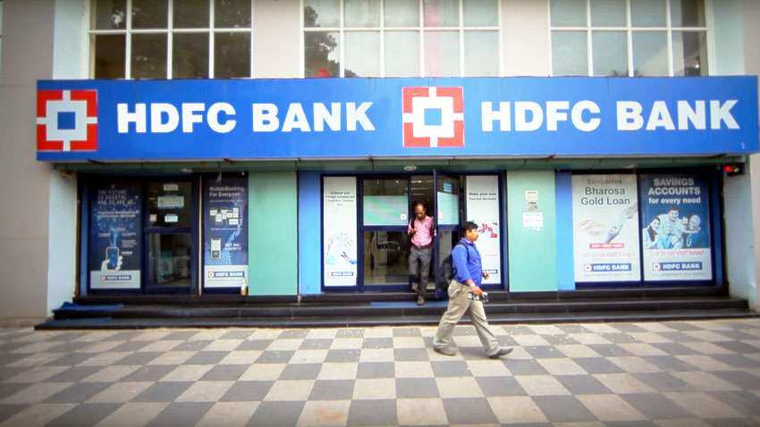 HDFC BANK  में रेगुलर सेविंग अकाउंट खोलने जा रहे हैं तो जान लीजिए ये खास बातें, आपके आएंगे काम