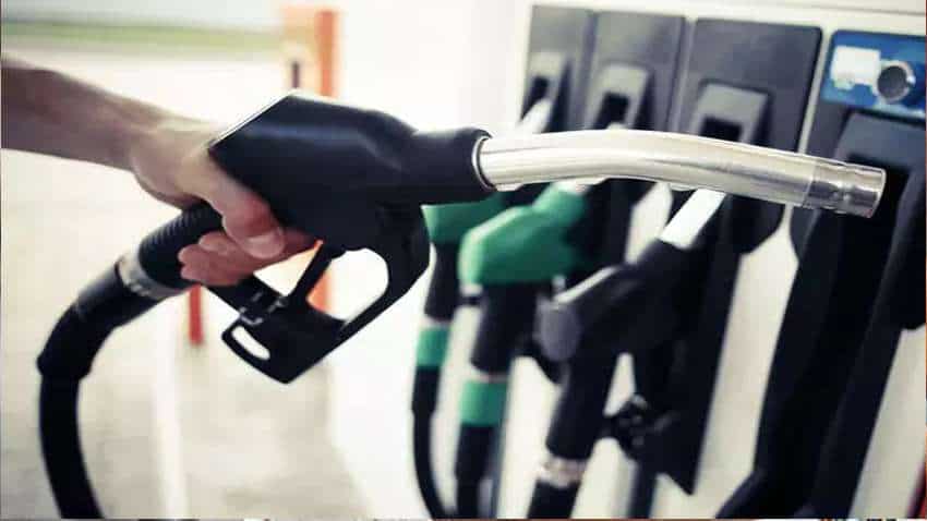  बजट 2019 : वित्त मंत्री के भाषण पर गौर कीजिए, 1 रुपये नहीं 2 रुपये महंगा हुआ पेट्रोल-डीजल
