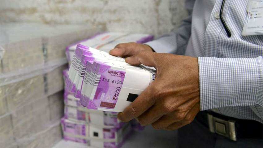 Budget 2019: केंद्र सरकार के बजट को 1 रुपये में ऐसे समझें, कहां से आता है पैसा और कहां होता है खर्च