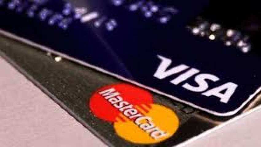 क्रेडिट कार्ड बनवाते समय रखिए ये सावधानियां, नहीं तो रिजेक्ट हो जाएगा आवेदन