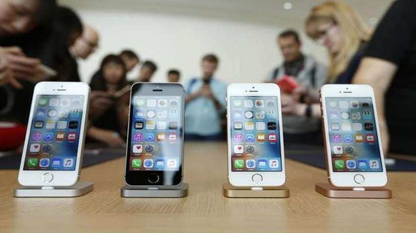 एंट्री लेवल के iPhone के स्टॉक भारत में हो रहे खत्म! ये चार हैंडसेट मिलने हो जाएंगे मुश्किल
