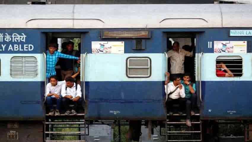 Indian Railways की स्पेशल ट्रेन, त्योहार मनाकर लौटने वाले जल्दी कर लें बुकिंग