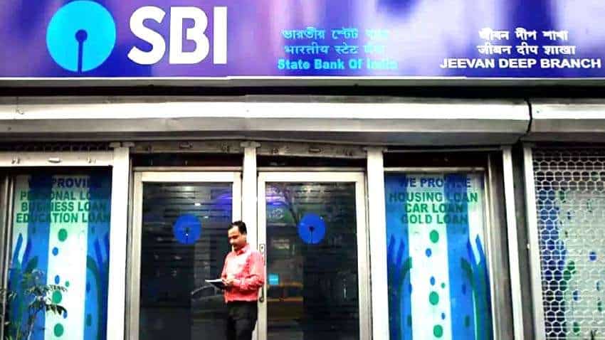 SBI करने जा रहा है नियमों में बदलाव, ATM से पैसा निकालने का बदल जाएगा तरीका