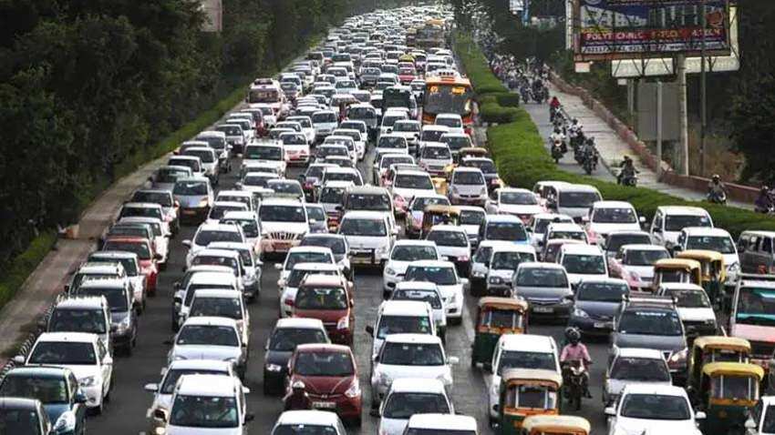 दिल्ली में फिर लागू होगा ऑड-ईवन फॉर्मूला, 12 दिन के लिए चलेंगी अलग-अलग गाड़ियां