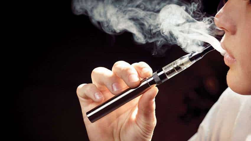बैन के बाद भी बिक रही हैं E-Cigarette, ऑनलाइन बेचने वालों को थमाया गया नोटिस