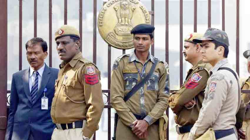 12वीं पास के लिए दिल्ली पुलिस में निकली बंपर वैकेंसी, 81100 रुपये तक है पे स्केल 