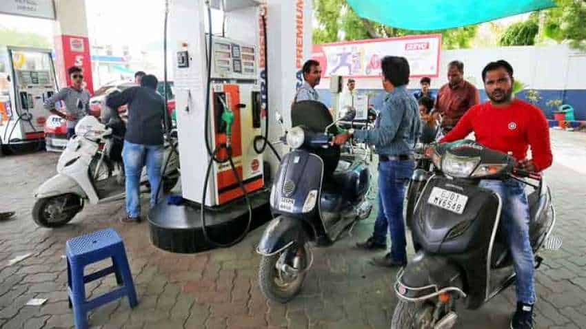 इस शहर में 80 रुपये के करीब पहुंची पेट्रोल की कीमत, जानिए आपके शहर में क्या हैं दाम