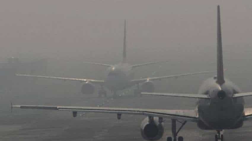 खराब मौसम से कई फ्लाइट्स पर पड़ा है असर, एयरलांइस ने जारी की ये एडवाइजरी