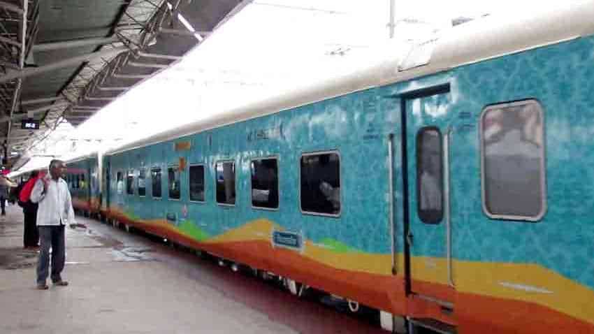 प्राइवेट ट्रेन Humsafar Express इस महीने से इन दो शहरों के बीच चलेगी, IRCTC की तीसरी ट्रेन
