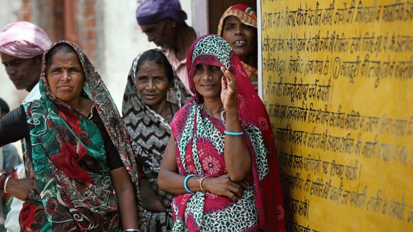 ग्रामीण महिलाओं को आत्मनिर्भर बनाएगी सरकार, 2 साल में 75 लाख SHG बनाने का टारगेट