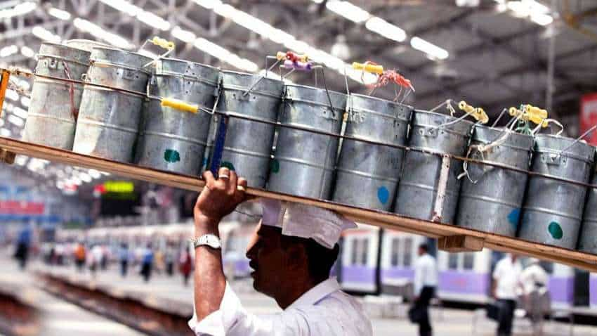 Dabbawala का कारोबार लॉकडाउन में पड़ा ठप, मांगी लोगों से मदद