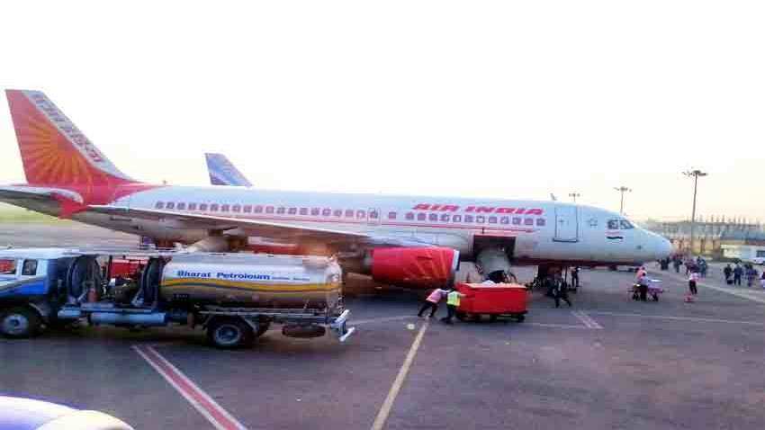 AIR INDIA ने चुनिंदा रूट के लिए शुरू की बुकिंग, डोमेस्टिक फ्लाइट 4 मई से भरेंगे उड़ान