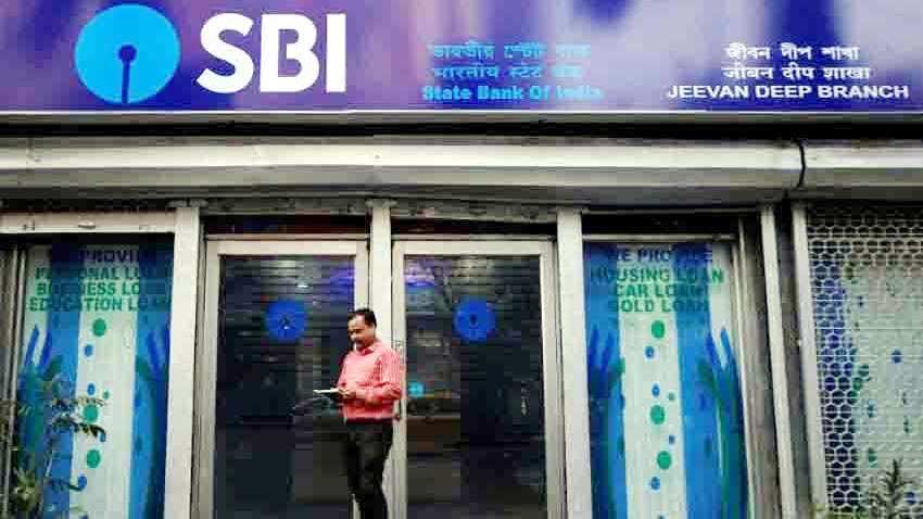 FD तुड़वाना समझदारी नहीं! पैसा चाहिए तो SBI ग्राहकों को ऑनलाइन मिलता है लोन