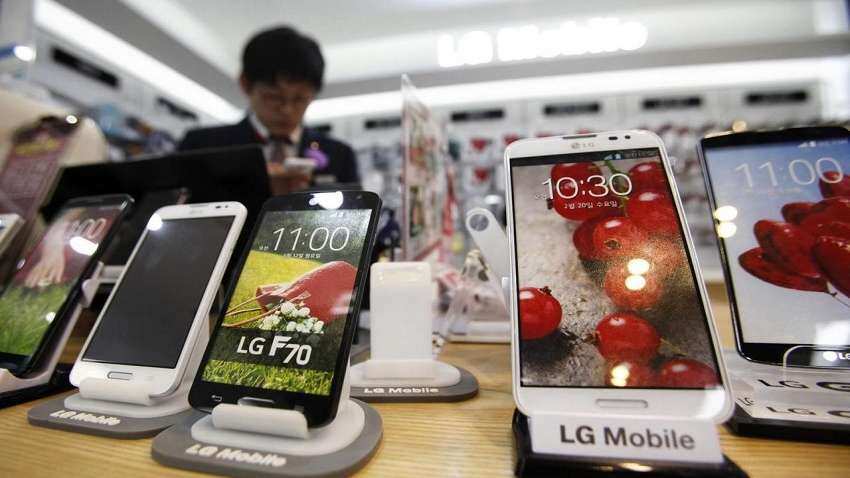 LG पेश करेगा नया रोटेटिंग स्मार्टफोन, जानें किस नाम से जाना जाएगा हैंडसेट