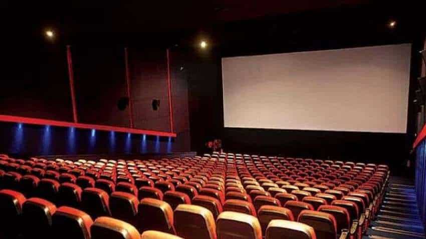 15 अक्टूबर से खुलेंगे सिनेमाघर और थिएटर, 50 फीसदी लोगों को मिलेगी इजाजत