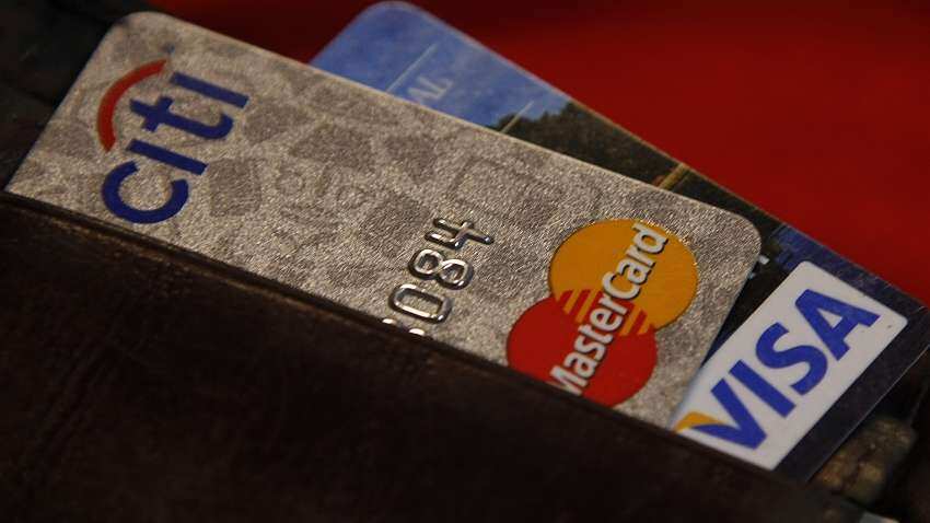 Credit Card खो जाने या चोरी होने पर तुरत अपनाएं ये तरीका, नहीं होगा नुकसान