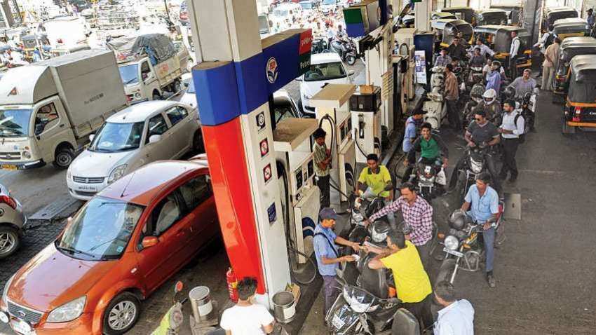 Petrol Price update : पेट्रोल और डीजल के लिए आज खर्चने पड़ेंगे इतने पैसे, जानिए अपने शहर के रेट