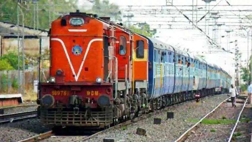 Indian Railways: होला मोहल्‍ला के लिए रेलवे ने किए खास इंतजाम, जानिए कहां शुरू हुई स्‍पेशल ट्रेन