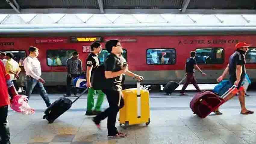 Indian Railways Updates: इन ट्रेनों के रूट और टाइमिंग में किया गया बदलाव, यहां जानें पूरा शिड्यूल