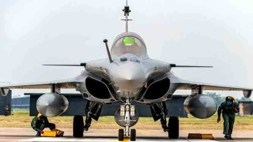 Rafale in India: IAF को मिलेगा ताकत का बूस्ट, एक महीने में 10 रफाल फाइटर जेट होंगे शामिल