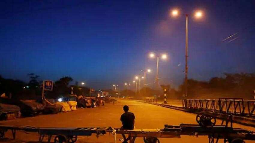 Night Curfew In Delhi: नाइट कर्फ्यू से इन्हें मिलेगी राहत, जानिए क्या है पूरी गाइडलाइन 