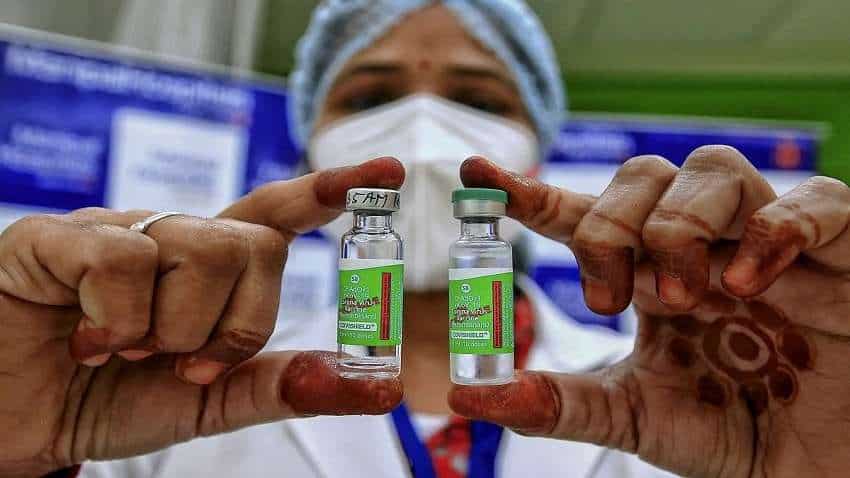 Covid-19 Vaccination: बैंक और NPCI स्टाफ को प्रायोरिटी में रखते हुए दी जाए वैक्सीन, वित्त मंत्रालय ने लिखा लेटर