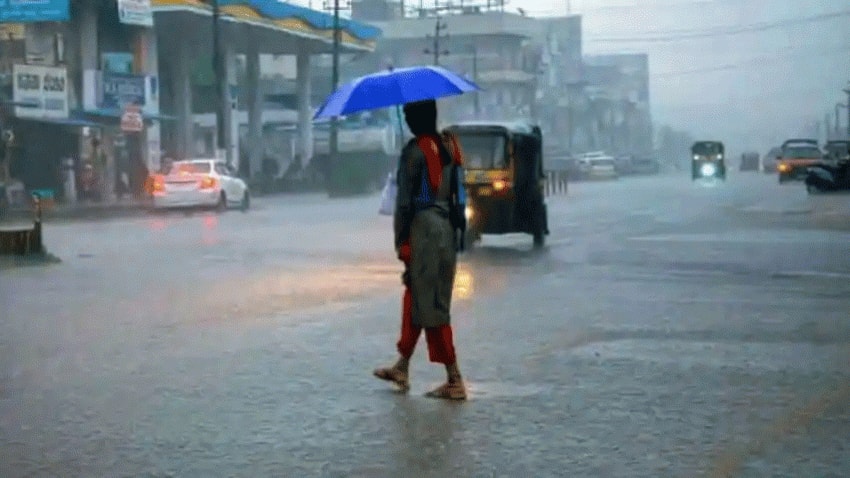 Weather News: इन जगहों पर अगले 5 दिन हो सकती है भारी बारिश, जान लें मौसम विभाग का अलर्ट Weather News: इन जगहों पर अगले 5 दिन हो सकती है भारी बारिश, जान लें मौसम विभाग का अलर्ट