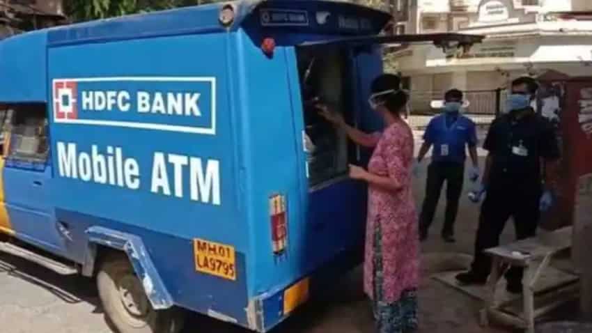 HDFC बैंक ने शुरू की मोबाइल ATM सर्विस, कोरोनाकाल में नहीं होगी कैश की दिक्कत