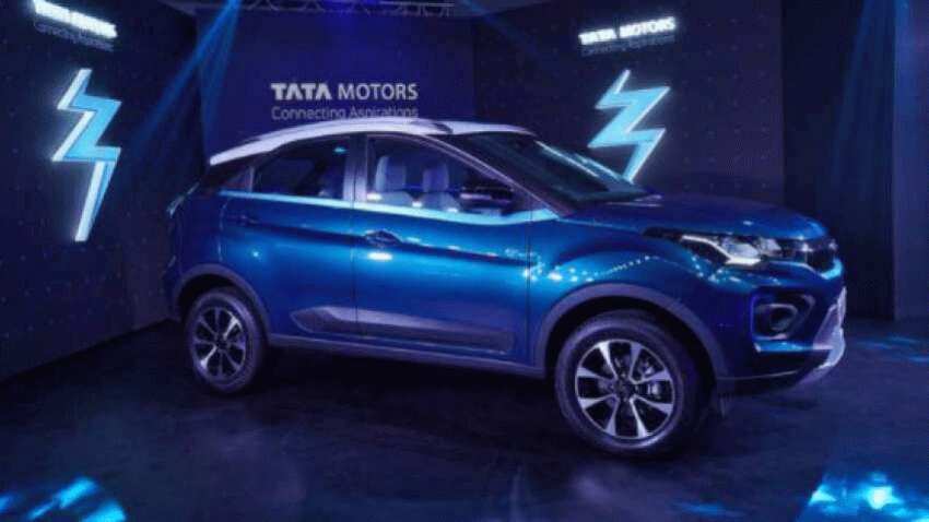 Tata Motors की कारें हुई महंगी, जानिए कितने बढ़ गए दाम  