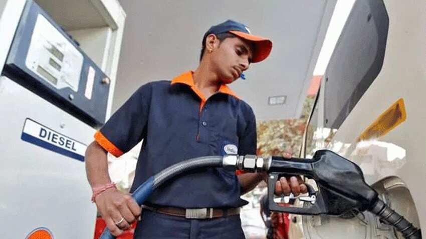 Petrol Diesel Price 12 May 2021: बढ़ते ही जा रहे हैं पेट्रोल-डीजल के दाम, मुंबई में 100 के करीब, जानें आज का भाव