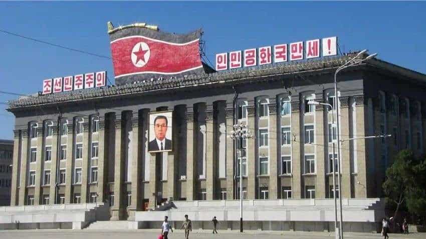North Korea news: सनकी तानाशाह का एक और फरमान, मुलेट हेयरस्टाइल और स्किनी जींस पर लगाया बैन