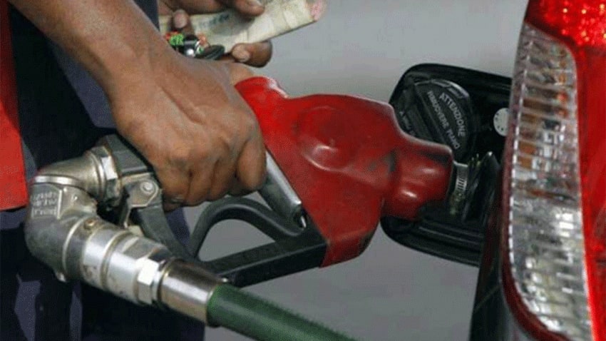 Zee Biz EXCLUSIVE: अभी और महंगा होगा पेट्रोल-डीजल, 3 रुपये/लीटर तक बढ़ सकते हैं दाम 
