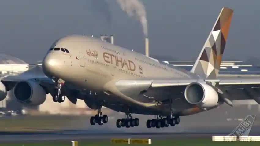 कोरोना की मार: UAE जाने के लिए करना होगा और इंतजार, 2 अगस्त सभी अंतरराष्ट्रीय उड़ानें रद्द