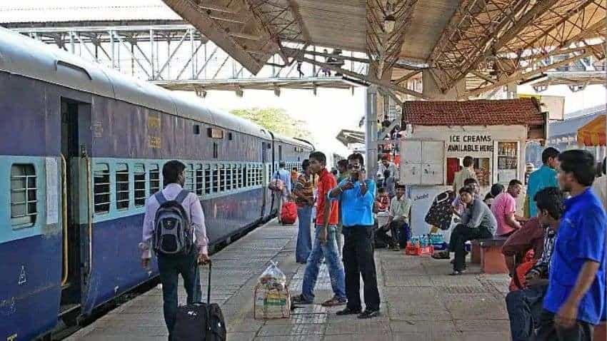 Special Trains: रेलवे फिर शुरू कर रहा है 11 जोड़ी अनरिजर्वड स्पेशल ट्रेनें, यहां देखिए पूरी डिटेल्स 